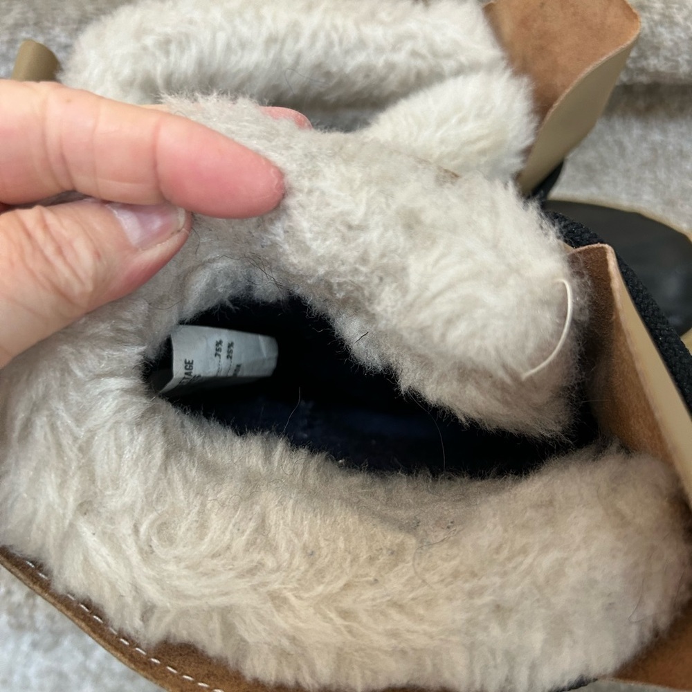 Vintage Sorel Manitou Lace Up Boots. Wool liner with faux fur trim. Y2K. Winter - Picture 8 of 17